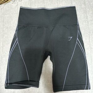 Gymshark Apex shorts- great condition- worn once!